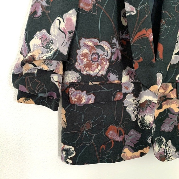 Harlowe & Graham Floral Open Front Easy Blazer - Picture 5 of 10